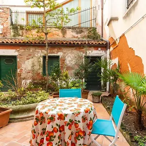 Ca' Longhi , Venice Italy